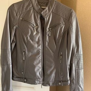 Women’s medium gray pleather jacket